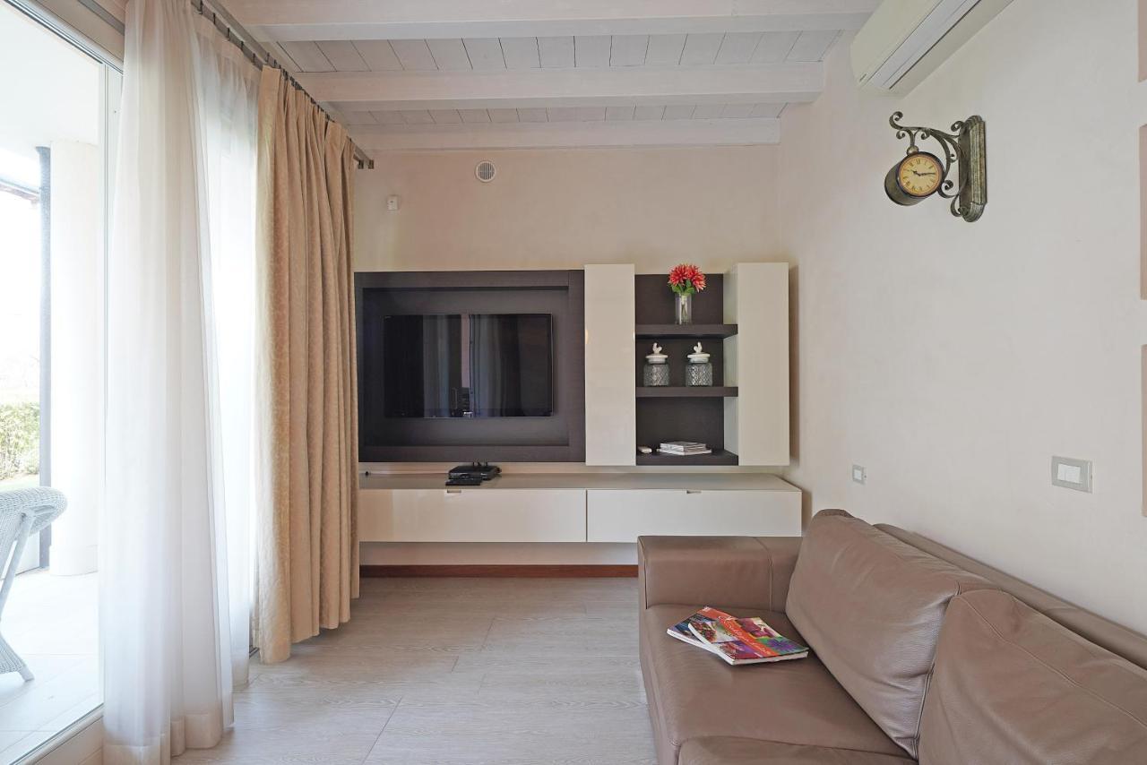 Giulia Luxury Apartment Sirmione Exterior photo