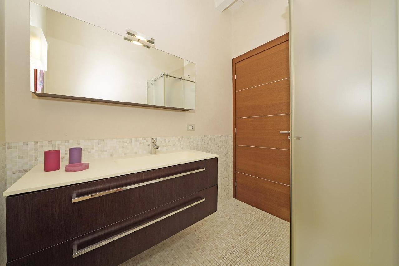 Giulia Luxury Apartment Sirmione Exterior photo
