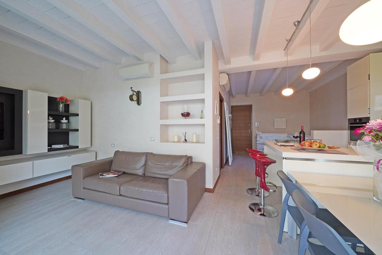 Giulia Luxury Apartment Sirmione Exterior photo
