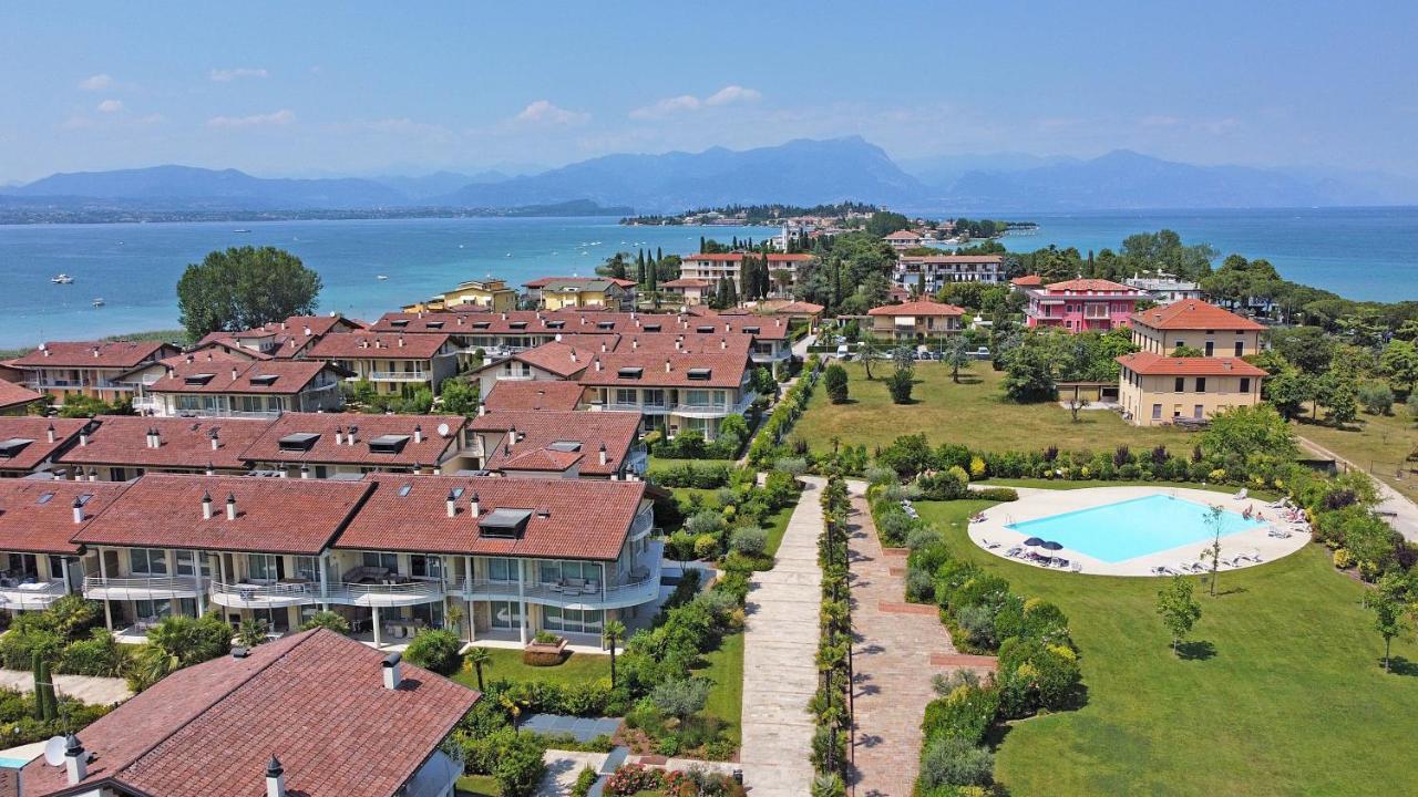 Giulia Luxury Apartment Sirmione Exterior photo
